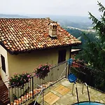 Dimora I Manichei Monforte dʼAlba
