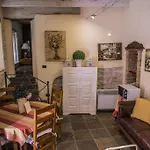 Dimora I Manichei 4* Monforte dʼAlba