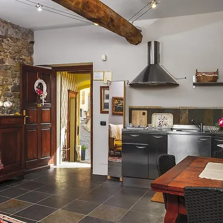 Dimora I Manichei 4* Монфорте-д'Альба