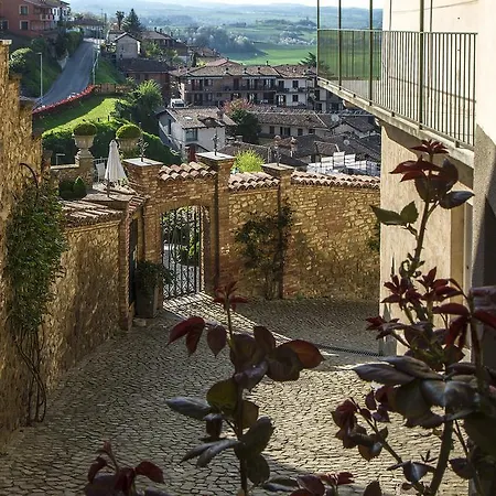 Dimora I Manichei Gasthof 4*