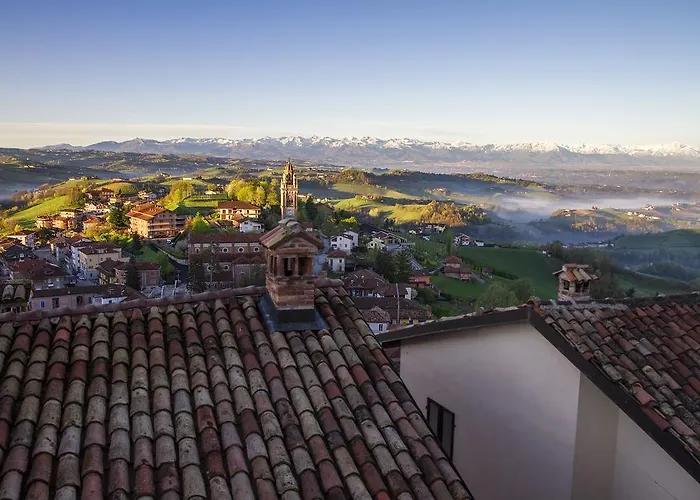Dimora I Manichei Gasthof Monforte dʼAlba
