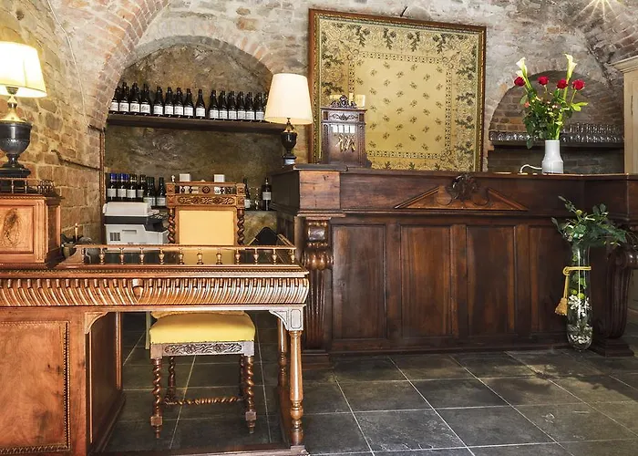 Dimora I Manichei 4* Monforte dʼAlba